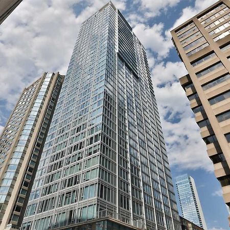 2 BR plus Den condo Toronto Exterior foto